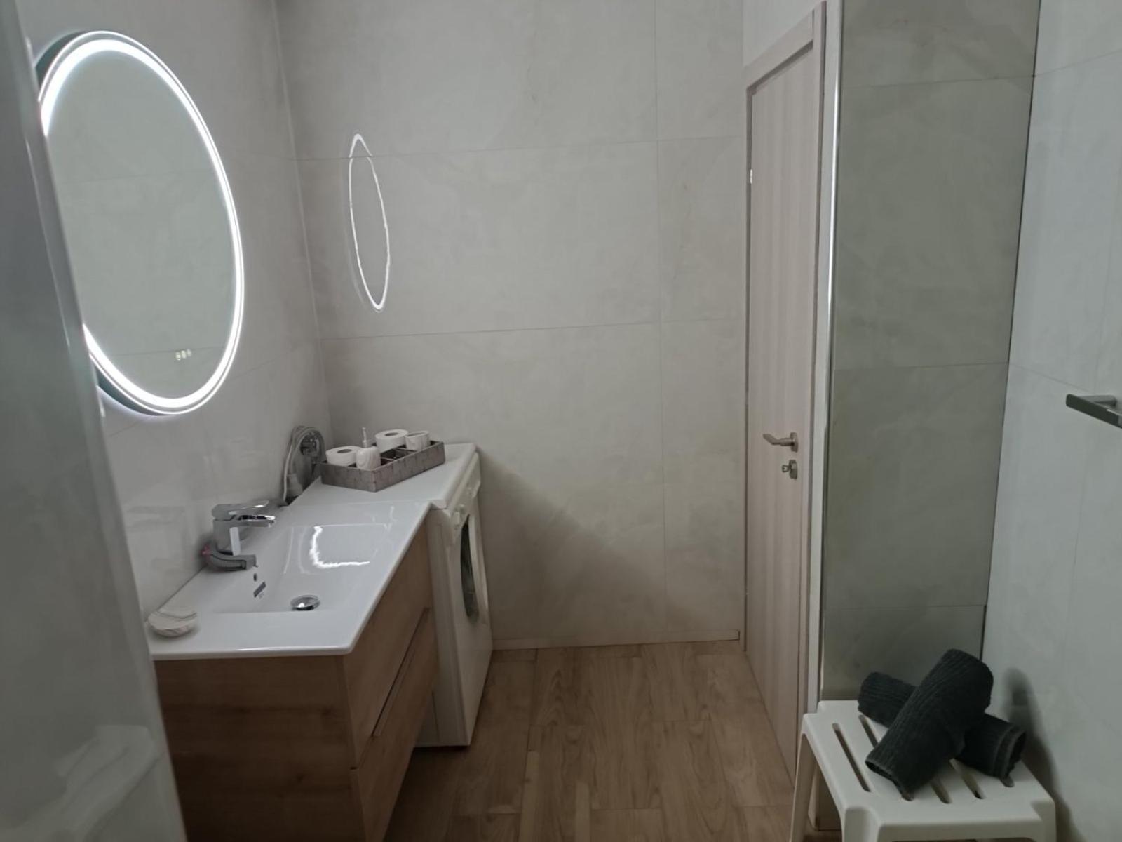 Comfortable Beachfront Apartment Loutráki Extérieur photo